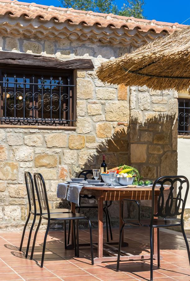 Leeda'S Cottages Λιθακιά Εξωτερικό φωτογραφία